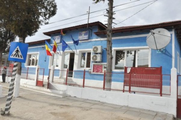Primarul din Dobromir a contestat în instanţă raportul ANI